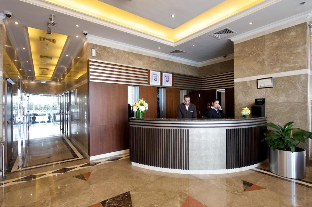 Time Crystal Hotel Apartment Dubai Exteriör bild