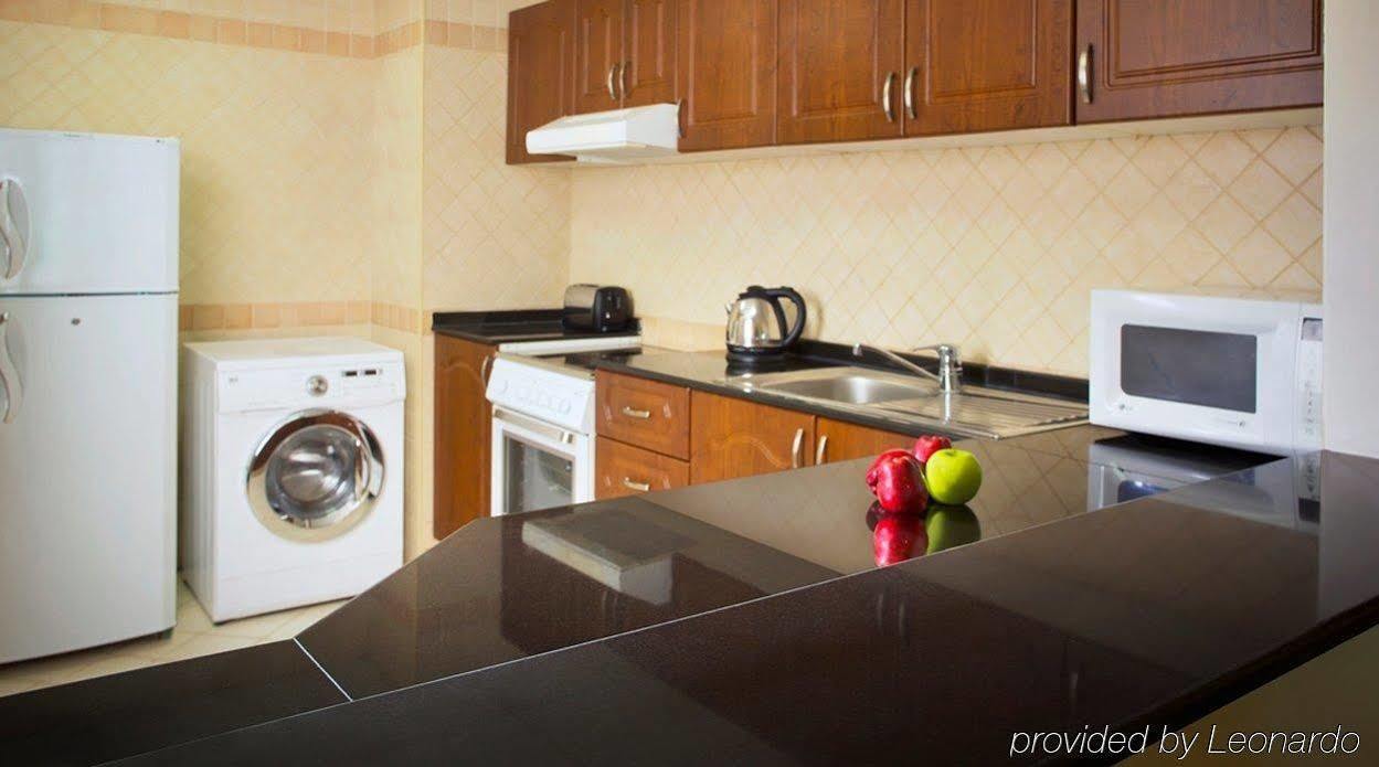 Time Crystal Hotel Apartment Dubai Exteriör bild